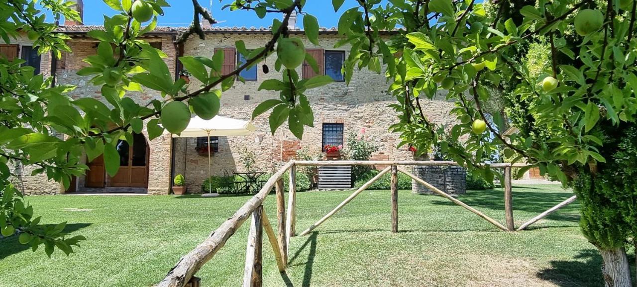 Vila Casanova Di Campriano Lupompesi Exteriér fotografie